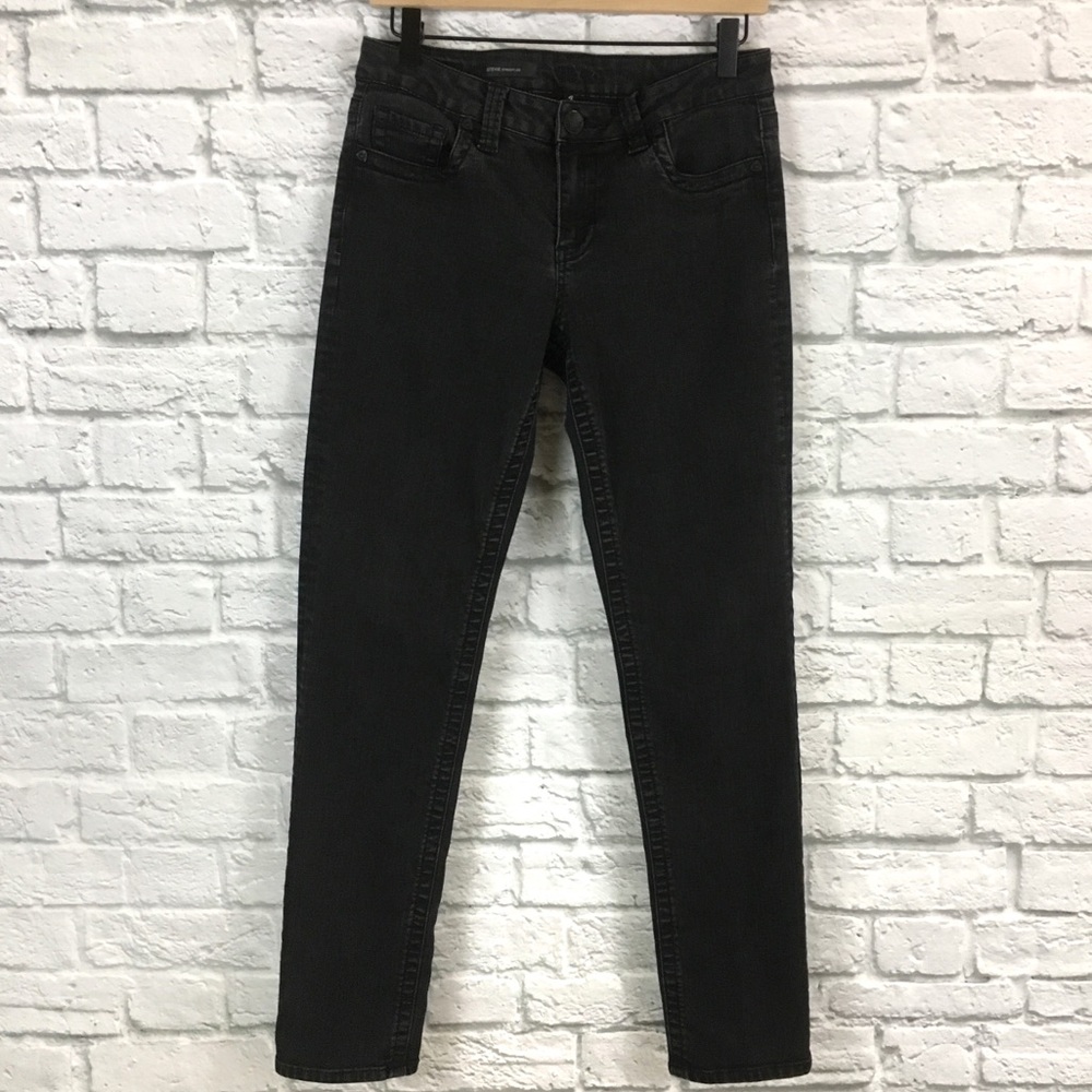 Kut From The Kloth Stevie Straight Leg Black Jeans